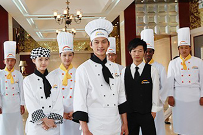 酒店管理中的雙翼 餐飲服務管理與品牌管理的協同效應